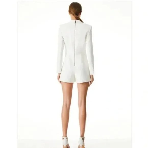 NWT Alice + Olivia Kyrie White Tuxedo Skort Romper - Size 2 - Picture 6 of 13